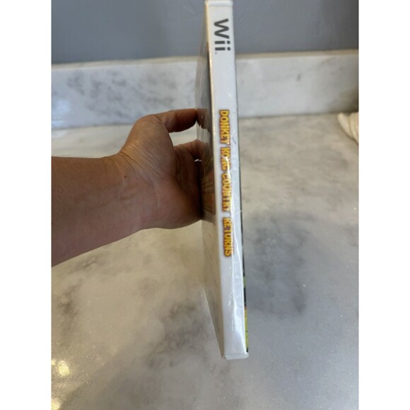 Nintendo Donkey Kong Country Returns (Nintendo Wii, 2010) Complete. Tested - Picture 8 of 9